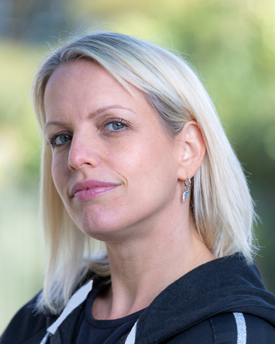 Alison Benezra Actor Headshot